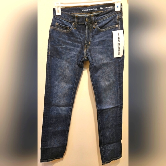 Amazon Essentials Men's Slim-Fit Stretch Jeans - Dark Wash, 28W x 30L - Picture 4 of 7